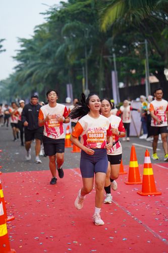 Race photo from NOTARACE 2025