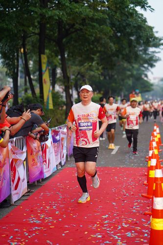 Race photo from NOTARACE 2025