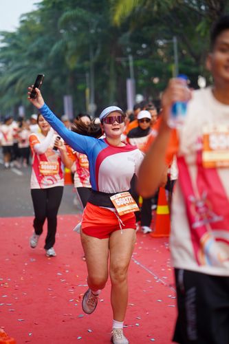 Race photo from NOTARACE 2025