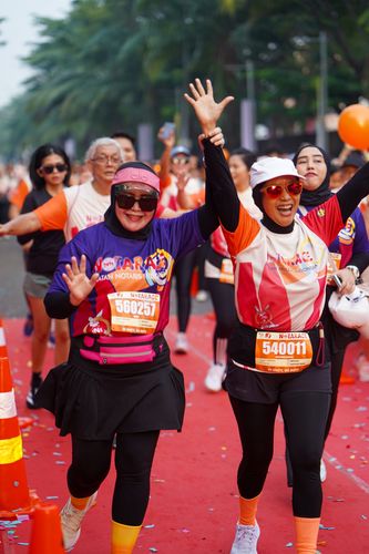 Race photo from NOTARACE 2025