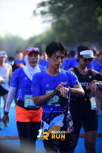 Race photo from Isoplus Run 2024 Surabaya