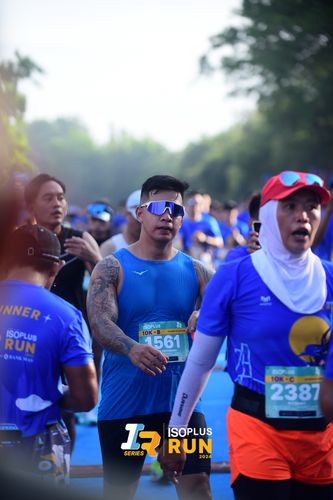 Race photo from Isoplus Run 2024 Surabaya