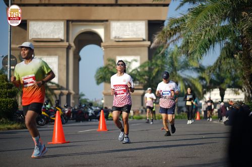 Race photo from Kediri Half Marathon 2024