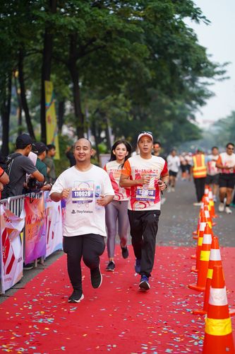 Race photo from NOTARACE 2025