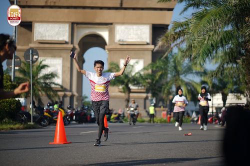 Race photo from Kediri Half Marathon 2024