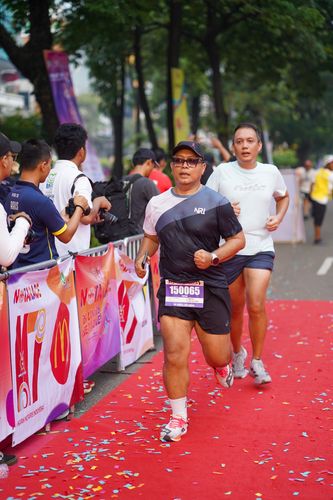 Race photo from NOTARACE 2025