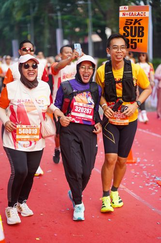 Race photo from NOTARACE 2025