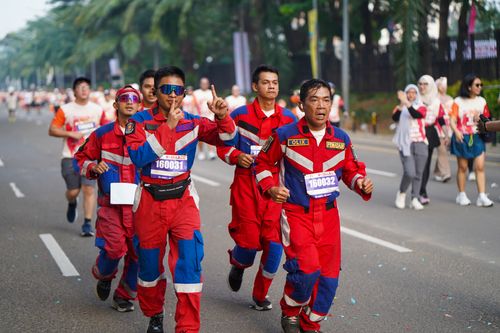 Race photo from NOTARACE 2025