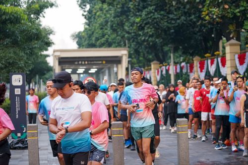 Race photo from Nu Skin RUN 10K Vibes 2024