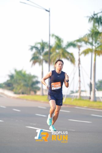 Race photo from ISOPLUS RUN 2025 - JAKARTA