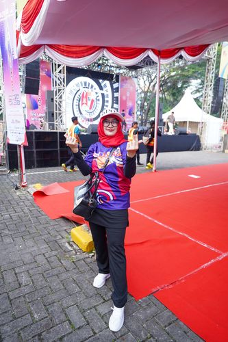 Race photo from NOTARACE 2025