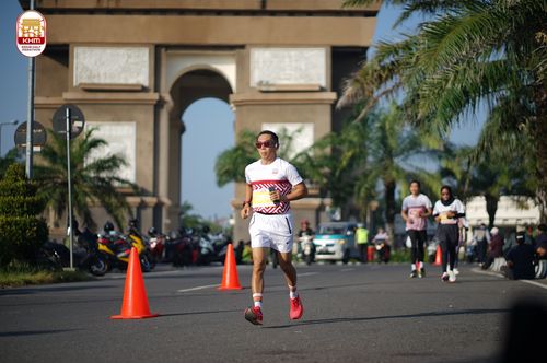 Race photo from Kediri Half Marathon 2024
