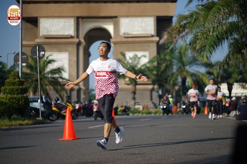 Race photo from Kediri Half Marathon 2024