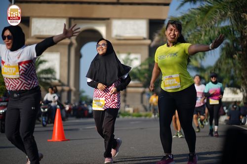 Race photo from Kediri Half Marathon 2024