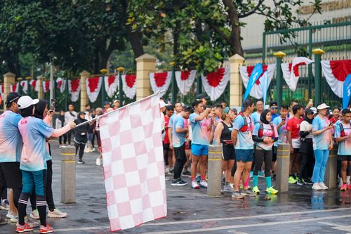 Race photo from Nu Skin RUN 10K Vibes 2024
