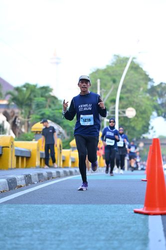 Race photo from KEMLU RUN 2025