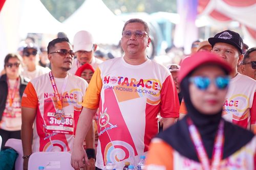 Race photo from NOTARACE 2025