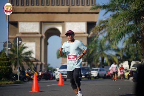 Race photo from Kediri Half Marathon 2024