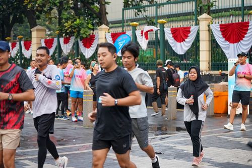 Race photo from Nu Skin RUN 10K Vibes 2024