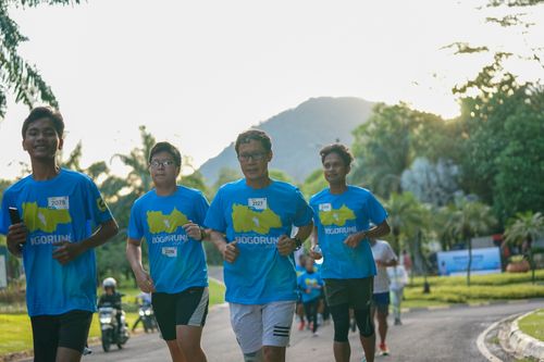 Race photo from Chasing Bogorun 2025