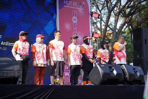 Race photo from NOTARACE 2025