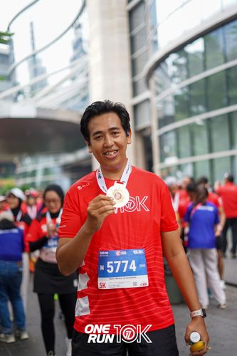 Race photo from ONE RUN 10K 2025