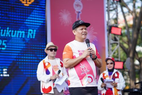 Race photo from NOTARACE 2025