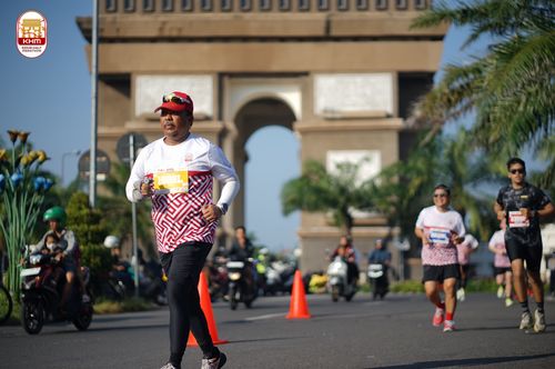 Race photo from Kediri Half Marathon 2024