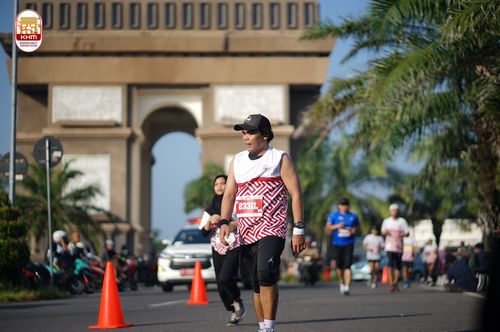 Race photo from Kediri Half Marathon 2024