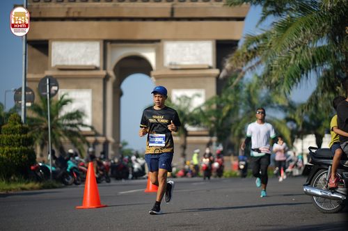 Race photo from Kediri Half Marathon 2024