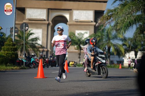 Race photo from Kediri Half Marathon 2024