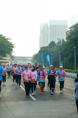 Race photo from Nu Skin RUN 10K Vibes 2024