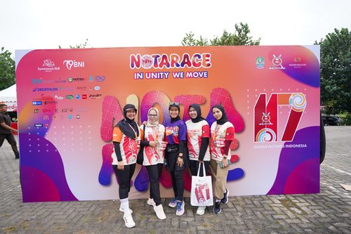 Race photo from NOTARACE 2025