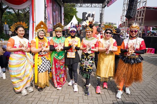 Race photo from NOTARACE 2025