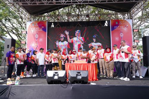 Race photo from NOTARACE 2025