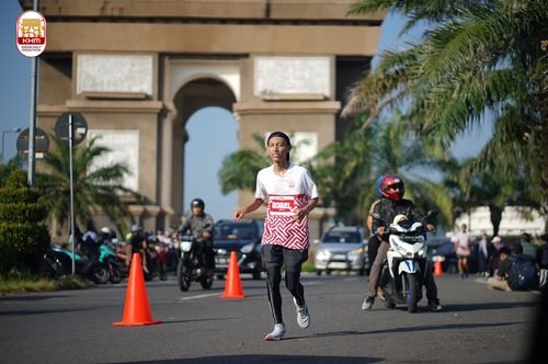 Race photo from Kediri Half Marathon 2024
