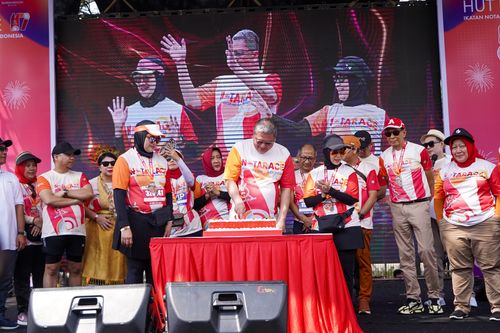 Race photo from NOTARACE 2025