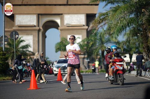 Race photo from Kediri Half Marathon 2024