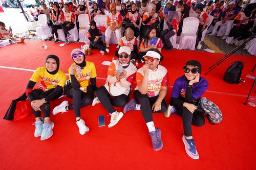 Race photo from NOTARACE 2025