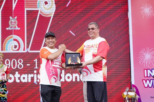 Race photo from NOTARACE 2025