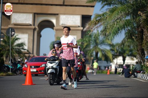 Race photo from Kediri Half Marathon 2024