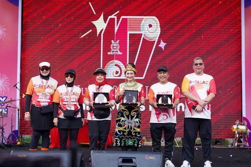 Race photo from NOTARACE 2025