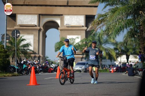 Race photo from Kediri Half Marathon 2024