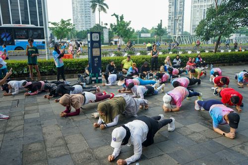 Race photo from Nu Skin RUN 10K Vibes 2024