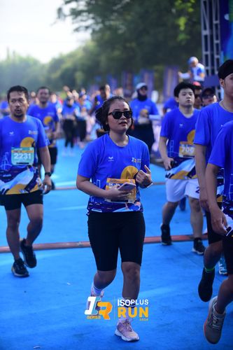 Race photo from Isoplus Run 2024 Surabaya