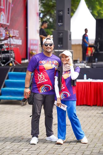Race photo from NOTARACE 2025