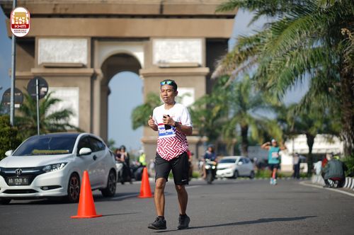 Race photo from Kediri Half Marathon 2024