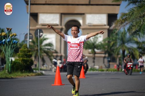 Race photo from Kediri Half Marathon 2024