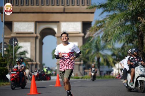 Race photo from Kediri Half Marathon 2024