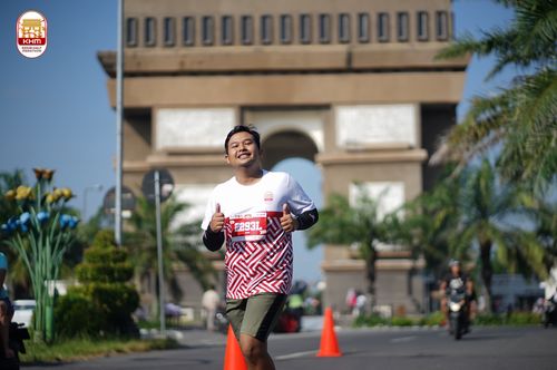 Race photo from Kediri Half Marathon 2024